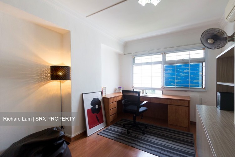 Blk 862 Jurong West Street 81 (Jurong West), HDB Executive #198125202